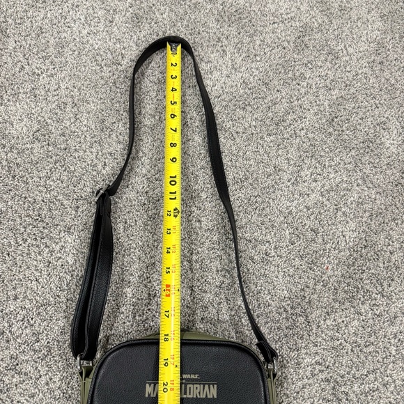 Mandalorian Baby Yoda Grogu Purse Disney Dani by Danielle Nicole Crossbody EUC - Picture 6 of 9